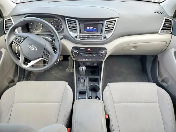 KM8J33A2XHU283049 2017 HYUNDAI TUCSON - Image 8