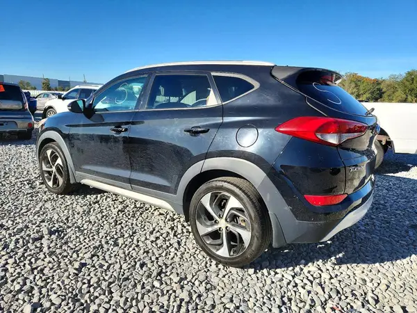 KM8J33A2XHU285061 2017 HYUNDAI TUCSON - Image 2