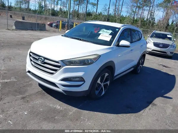 KM8J33A2XHU290700 2017 HYUNDAI TUCSON - Image 2