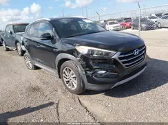 KM8J33A2XHU308824 2017 HYUNDAI TUCSON