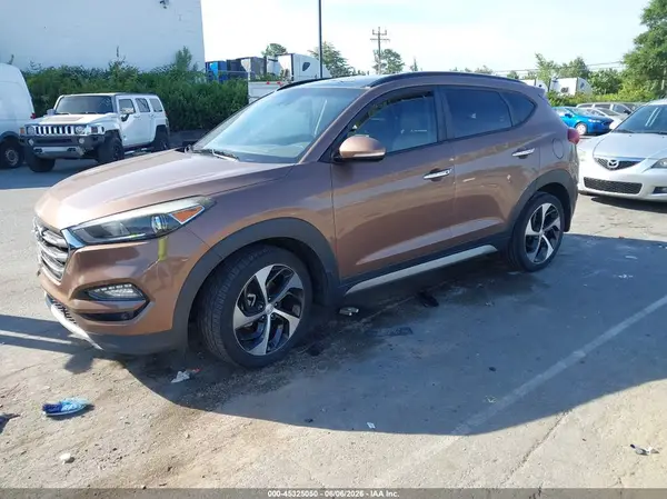 KM8J33A2XHU315286 2017 HYUNDAI TUCSON - Image 2