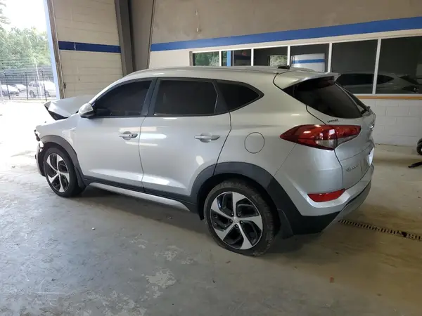 KM8J33A2XHU322562 2017 HYUNDAI TUCSON - Image 2