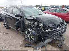 KM8J33A2XHU326420 2017 HYUNDAI TUCSON
