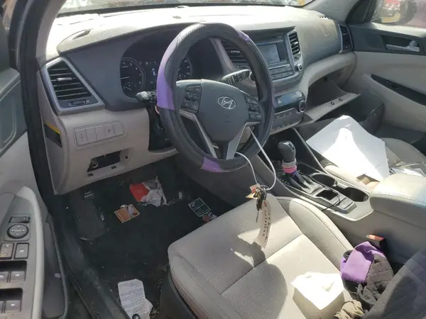 KM8J33A2XHU328863 2017 HYUNDAI TUCSON - Image 8