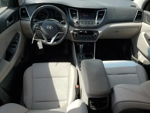 KM8J33A2XHU342259 2017 HYUNDAI TUCSON - Image 8