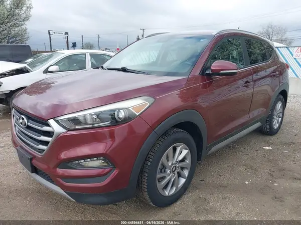 KM8J33A2XHU346201 2017 HYUNDAI TUCSON - Image 2