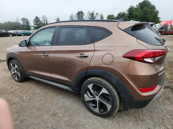 KM8J33A2XHU350880 2017 HYUNDAI TUCSON - Image 2
