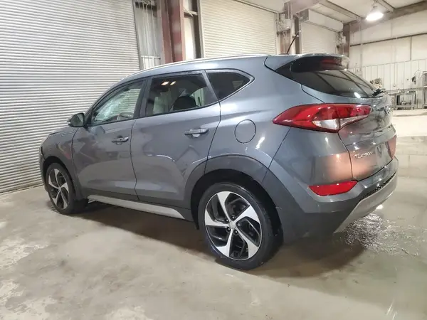 KM8J33A2XHU352385 2017 HYUNDAI TUCSON - Image 2