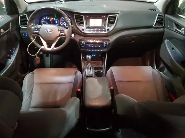 KM8J33A2XHU352385 2017 HYUNDAI TUCSON - Image 8