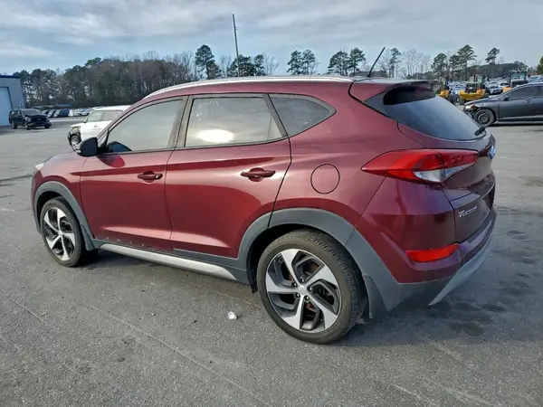 KM8J33A2XHU368019 2017 HYUNDAI TUCSON - Image 2
