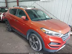 KM8J33A2XHU373821 2017 HYUNDAI TUCSON