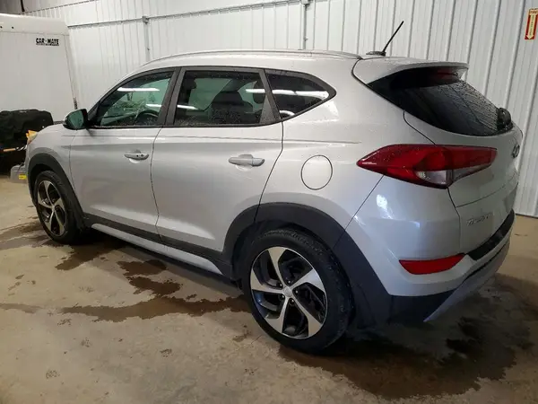 KM8J33A2XHU378081 2017 HYUNDAI TUCSON - Image 2
