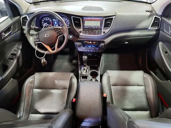 KM8J33A2XHU389033 2017 HYUNDAI TUCSON - Image 8