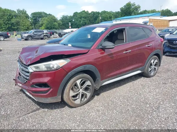 KM8J33A2XHU390098 2017 HYUNDAI TUCSON - Image 2
