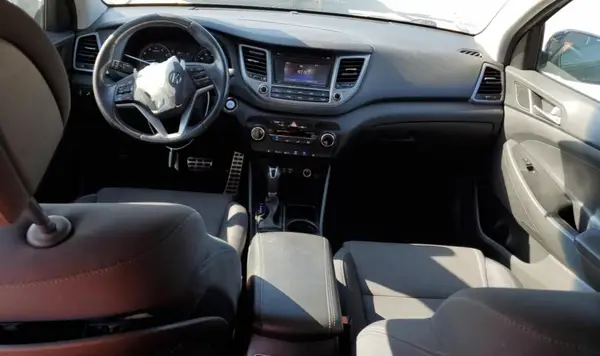 KM8J33A2XHU431099 2017 HYUNDAI TUCSON - Image 8