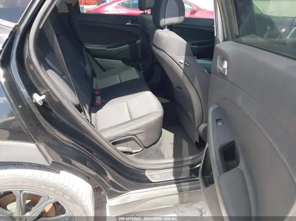 KM8J33A2XHU432866 2017 HYUNDAI TUCSON - Image 8