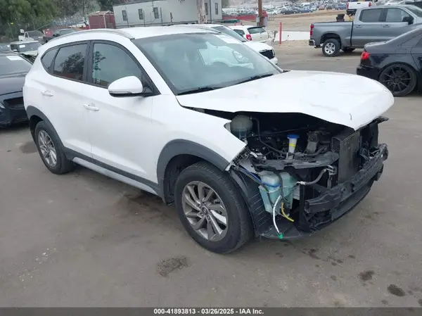 KM8J33A2XHU436724 2017 HYUNDAI TUCSON - Image 1