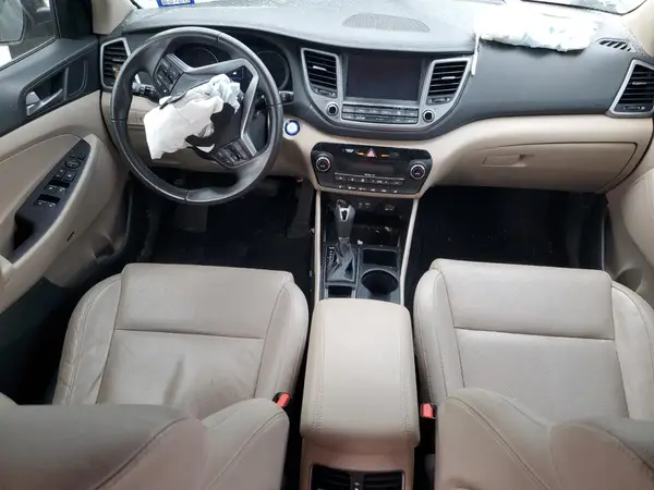 KM8J33A2XHU458948 2017 HYUNDAI TUCSON - Image 8