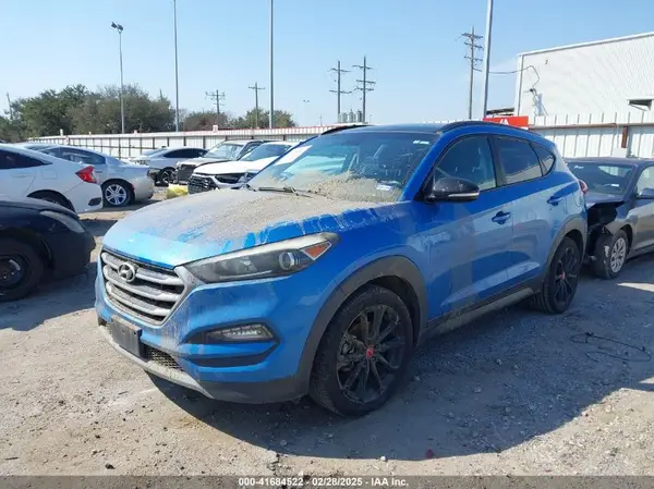 KM8J33A2XHU467861 2017 HYUNDAI TUCSON - Image 2