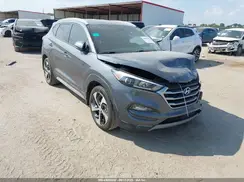 KM8J33A2XHU472591 2017 HYUNDAI TUCSON