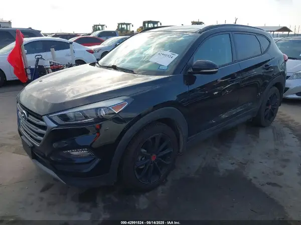 KM8J33A2XHU528853 2017 HYUNDAI TUCSON - Image 2