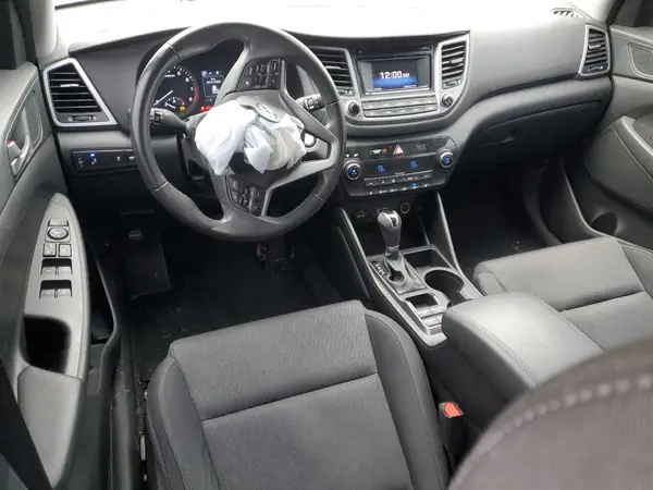 KM8J33A2XHU551663 2017 HYUNDAI TUCSON - Image 8