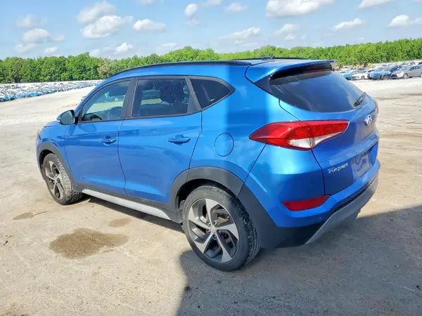 KM8J33A2XHU574215 2017 HYUNDAI TUCSON - Image 2