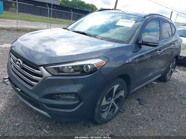 KM8J33A2XHU594397 2017 HYUNDAI TUCSON - Image 2