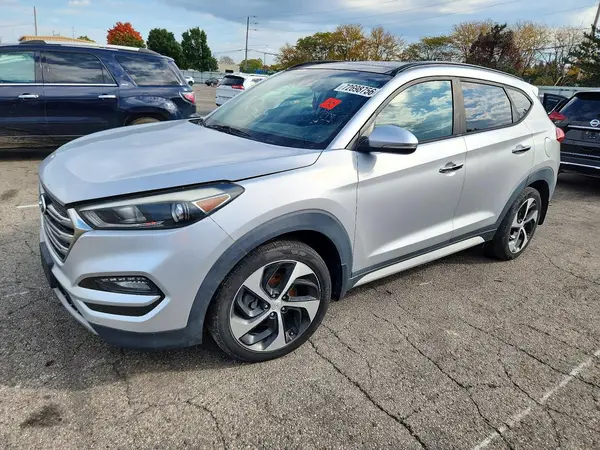 KM8J33A2XJU613164 2018 HYUNDAI TUCSON - Image 1