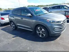 KM8J33A2XJU632393 2018 HYUNDAI TUCSON