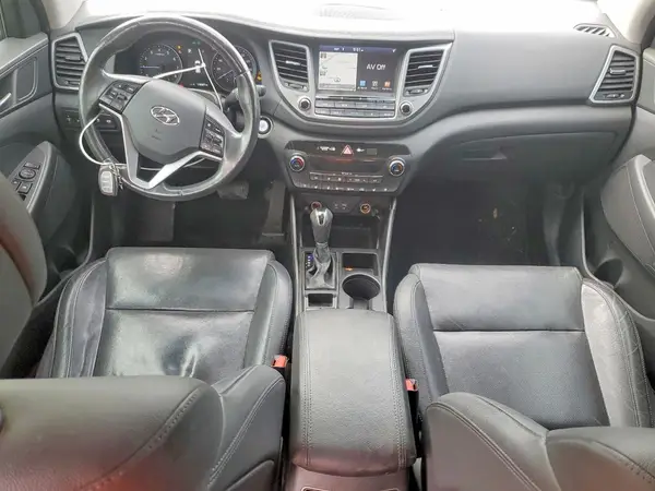 KM8J33A2XJU655978 2018 HYUNDAI TUCSON - Image 8