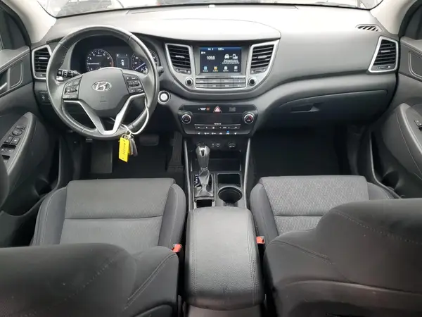 KM8J33A2XJU669413 2018 HYUNDAI TUCSON - Image 8