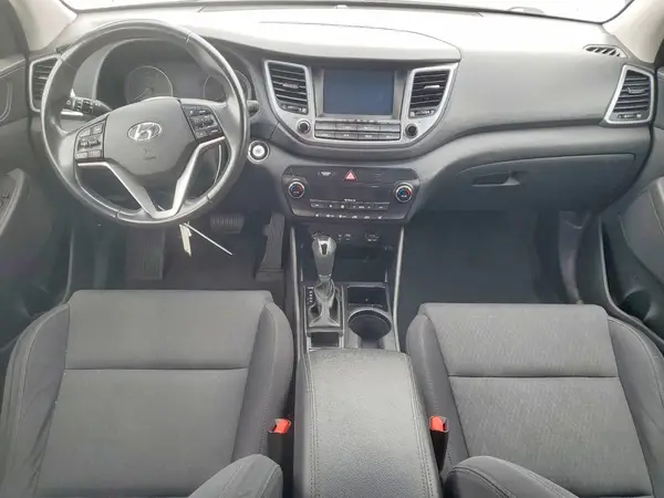 KM8J33A2XJU676118 2018 HYUNDAI TUCSON - Image 8