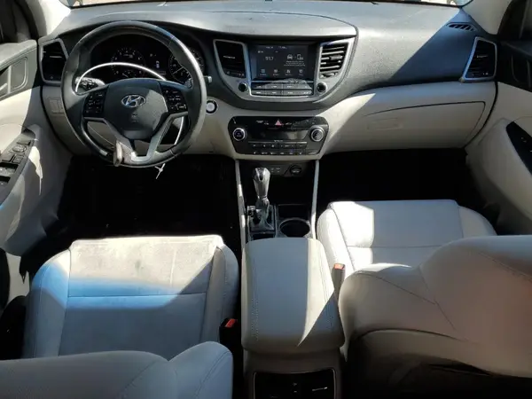 KM8J33A2XJU706508 2018 HYUNDAI TUCSON - Image 8