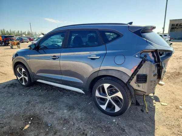 KM8J33A2XJU709196 2018 HYUNDAI TUCSON - Image 2