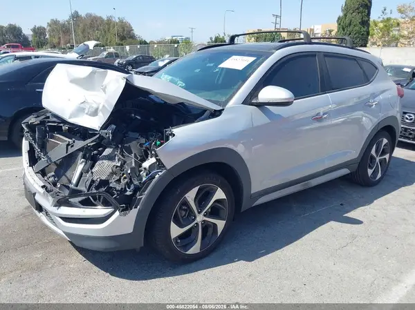 KM8J33A2XJU718884 2018 HYUNDAI TUCSON - Image 2