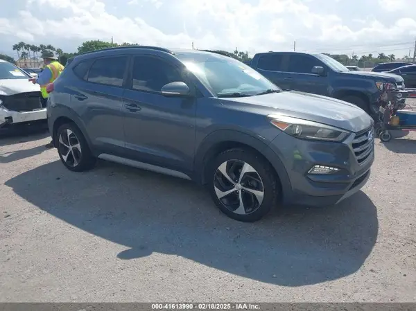 KM8J33A2XJU726421 2018 HYUNDAI TUCSON - Image 1