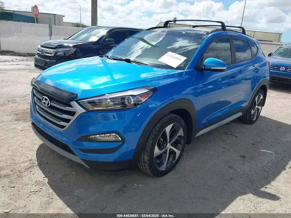 KM8J33A2XJU726676 2018 HYUNDAI TUCSON - Image 2