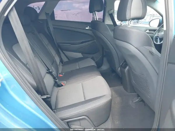 KM8J33A2XJU726676 2018 HYUNDAI TUCSON - Image 8