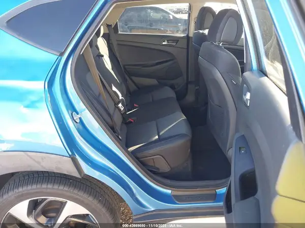 KM8J33A2XJU729805 2018 HYUNDAI TUCSON - Image 8