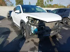 KM8J33A2XJU743039 2018 HYUNDAI TUCSON