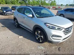 KM8J33A2XJU749925 2018 HYUNDAI TUCSON