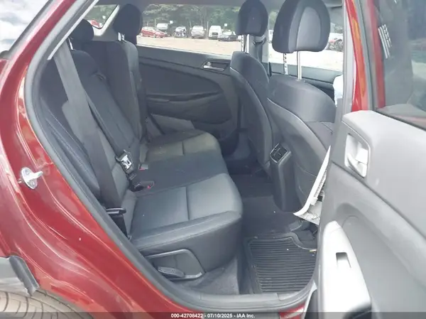 KM8J33A2XJU793309 2018 HYUNDAI TUCSON - Image 8