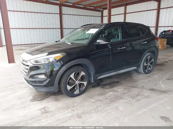 KM8J33A2XJU798638 2018 HYUNDAI TUCSON - Image 2
