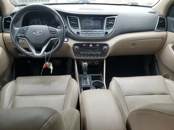 KM8J33A2XJU804874 2018 HYUNDAI TUCSON - Image 8