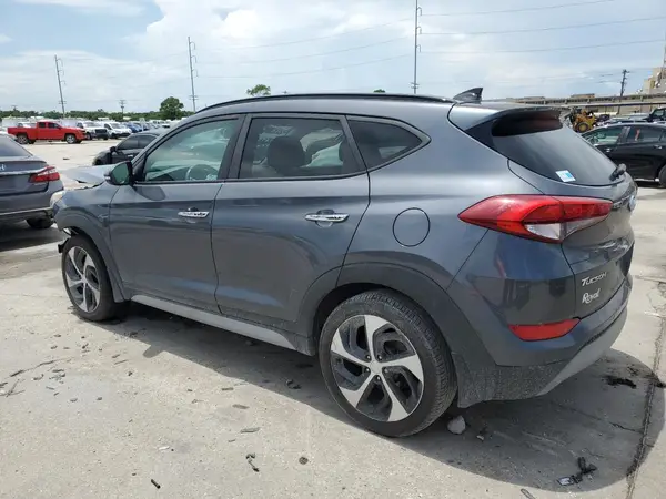 KM8J33A2XJU818550 2018 HYUNDAI TUCSON - Image 2