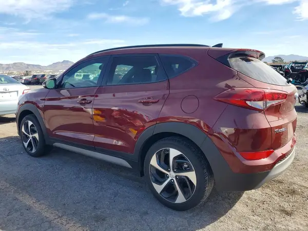 KM8J33A2XJU823179 2018 HYUNDAI TUCSON - Image 2