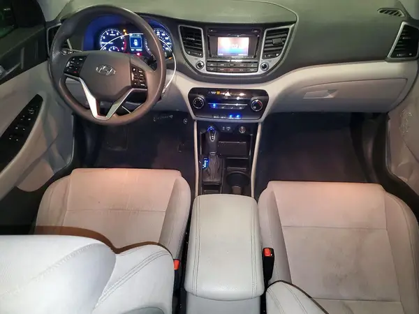 KM8J33A40GU040737 2016 HYUNDAI TUCSON - Image 8