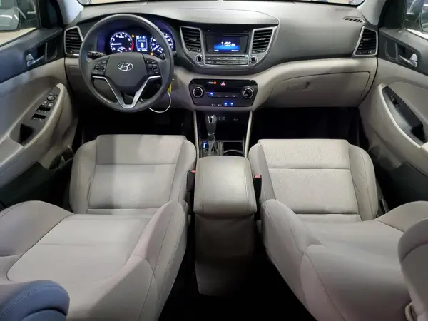 KM8J33A40GU049115 2016 HYUNDAI TUCSON - Image 8