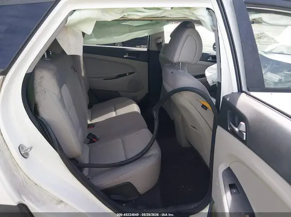 KM8J33A40GU059546 2016 HYUNDAI TUCSON - Image 8